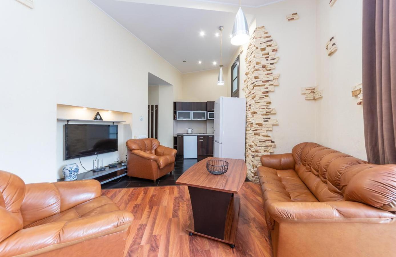 Comfortable Apartment On Mikhaylovskiy Lane Kiev Dış mekan fotoğraf