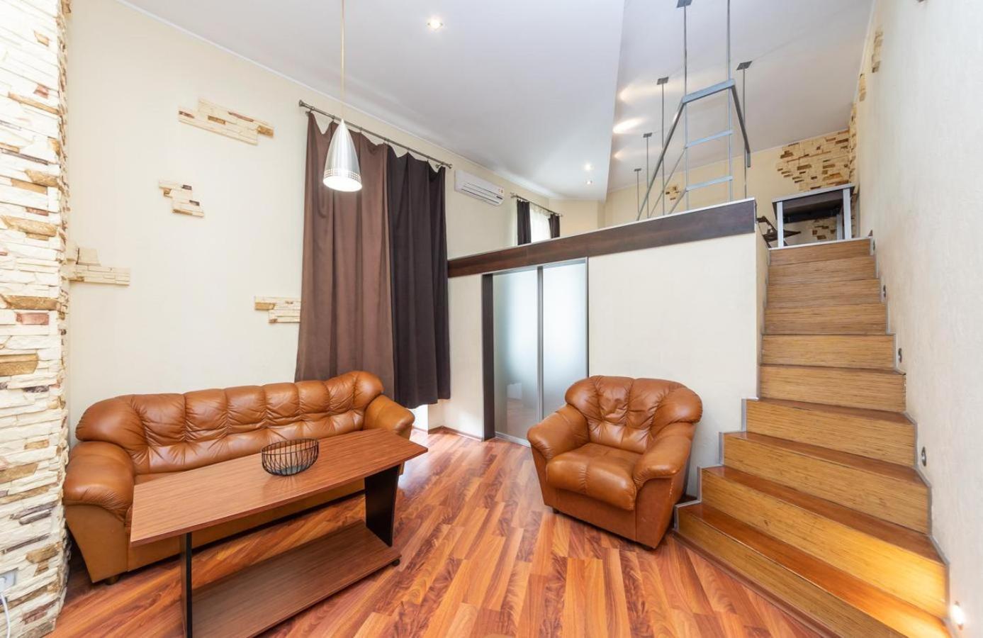 Comfortable Apartment On Mikhaylovskiy Lane Kiev Dış mekan fotoğraf